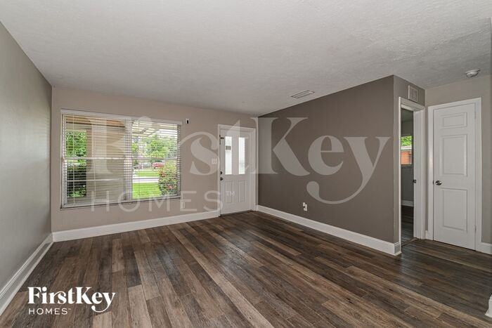 4762 West Dr - Photo 3 of 16