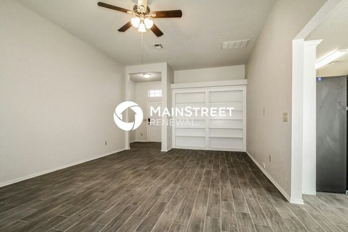 8808 Nw 85th Pl - Photo 2 of 16