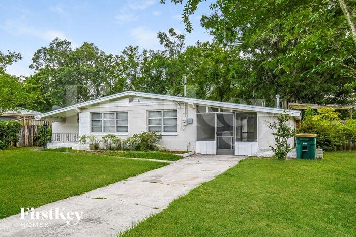 7940 Fresca St - Photo 2 of 15