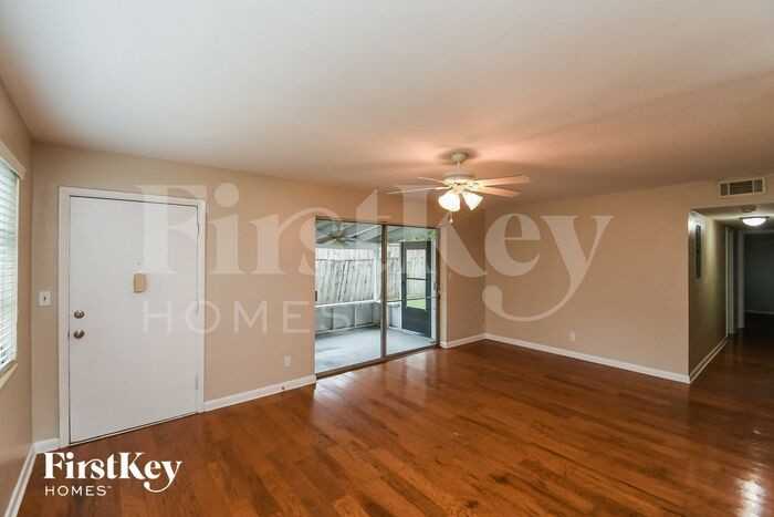 7940 Fresca St - Photo 3 of 15