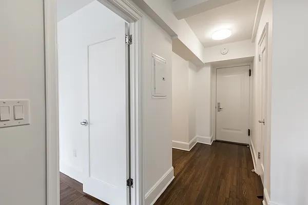 W 113th St #0704 - Photo 6 of 8