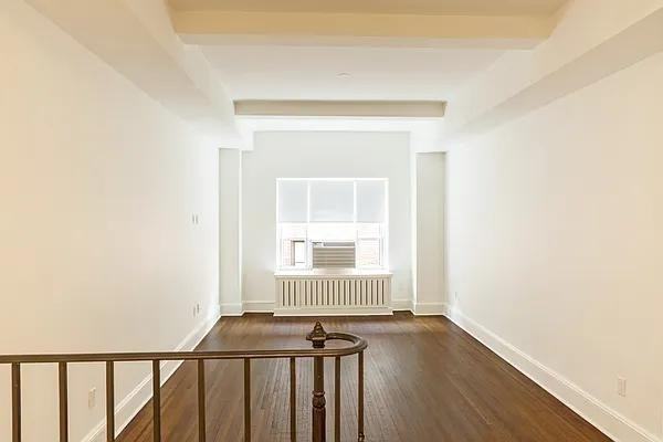 W 113th St #1501 - Photo 3 of 4