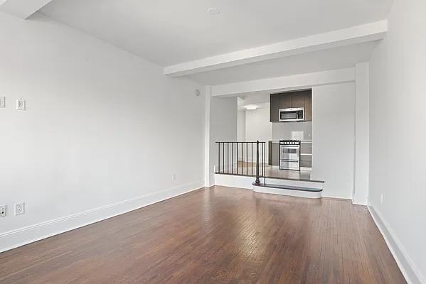 W 113th St #0306 - Photo 3 of 7