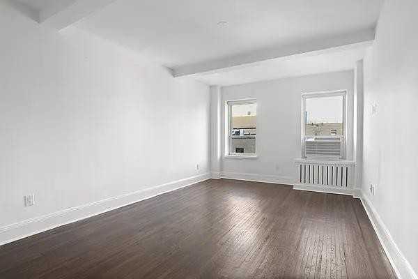 W 113th St #0306 - Photo 4 of 7