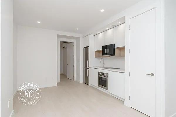 Meeker Ave #312 - Photo 3 of 20