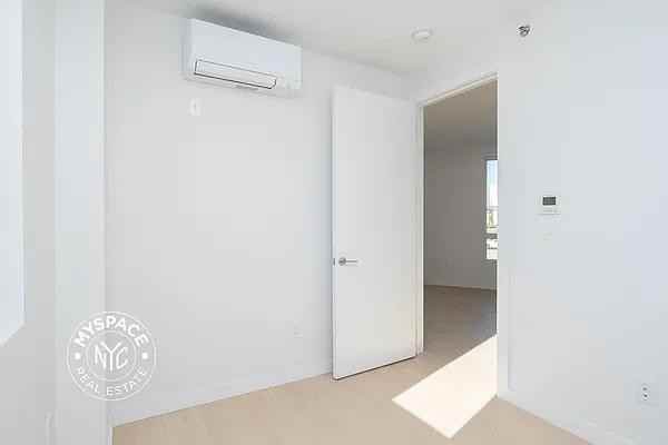 Meeker Ave #509 - Photo 7 of 20