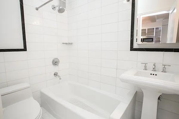 W 70th St #0910 - Photo 7 of 17