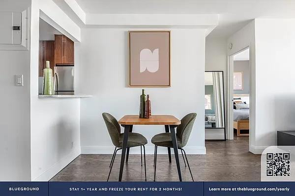 E 82nd St #18F - Photo 7 of 20