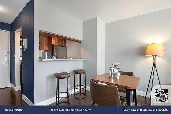 E 82nd St #17J - Photo 5 of 20