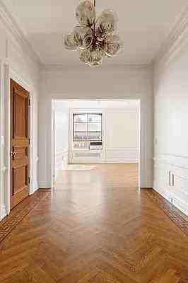 W 86th St #1006 - Photo 7 of 18