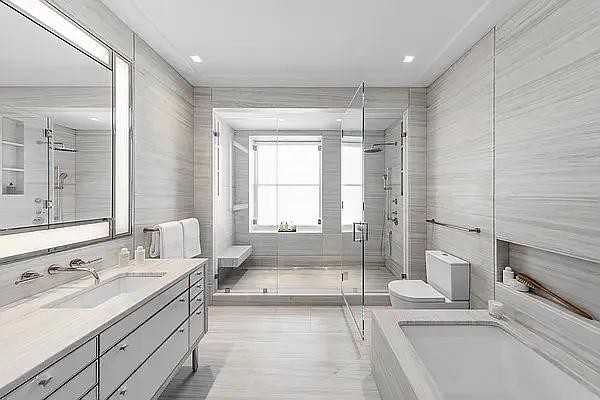 W 86th St #910 - Photo 7 of 20