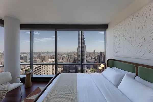 W 67th St #19G - Photo 2 of 20