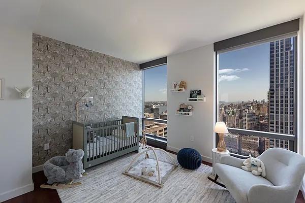 W 67th St #19G - Photo 5 of 20