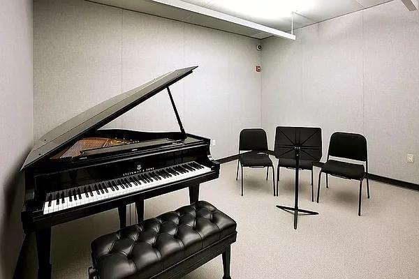 W 67th St #28H - Photo 7 of 20