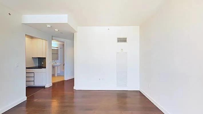 W 67th St #30D - Photo 2 of 15