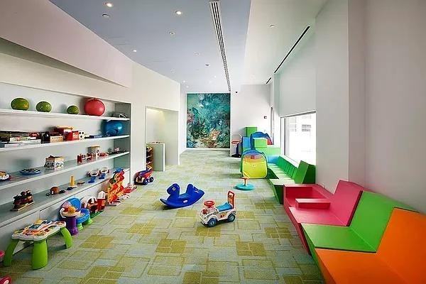 W 67th St #6E - Photo 7 of 13