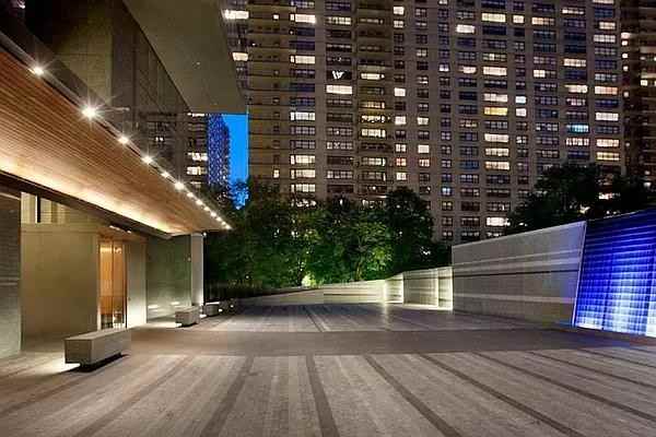 W 67th St #7H - Photo 4 of 12