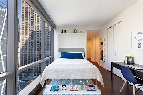 W 67th St #14C - Photo 3 of 15