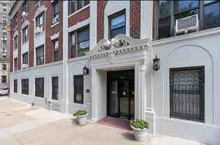 Riverside Dr #5D - Photo 1 of 1