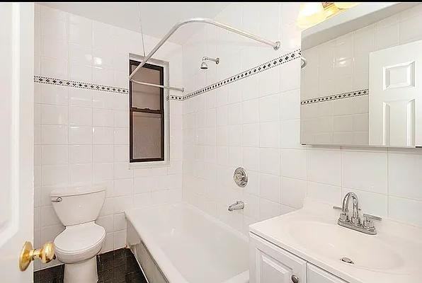 Riverside Dr #5D - Photo 2 of 20