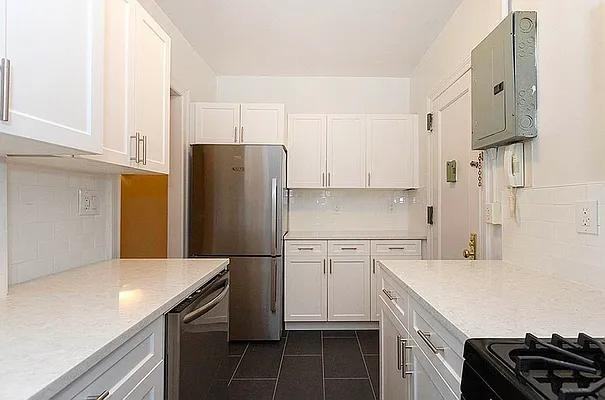 Riverside Dr #5D - Photo 7 of 20