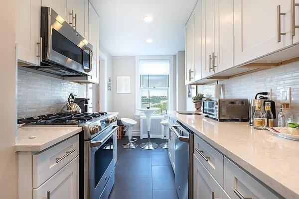 Riverside Dr #11J - Photo 2 of 20