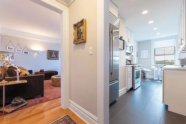 Riverside Dr #11J - Photo 5 of 20