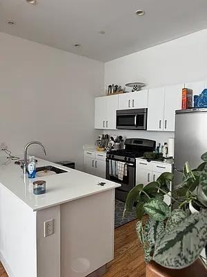 Hope St #109 - Photo 3 of 17