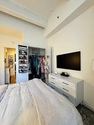 Hope St #109 - Photo 5 of 17