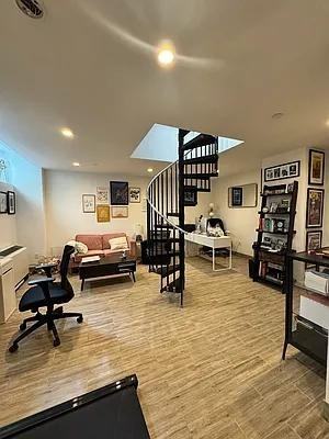 Hope St #109 - Photo 6 of 17