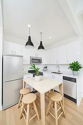 Hope St #PH2 - Photo 3 of 20