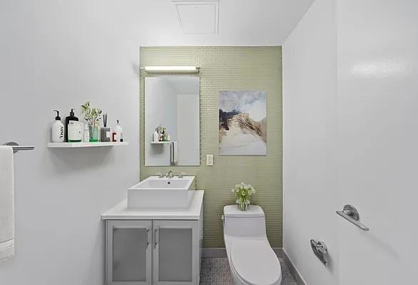 York Ave #26J - Photo 4 of 13