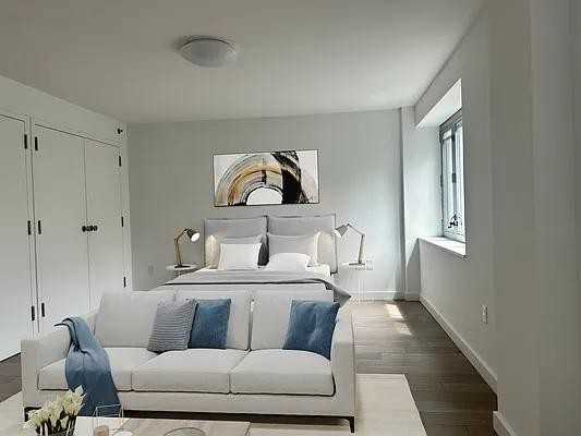 Columbia Hts #6C - Photo 3 of 11