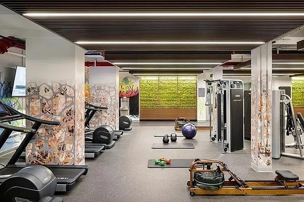 Columbia Hts #6C - Photo 4 of 11