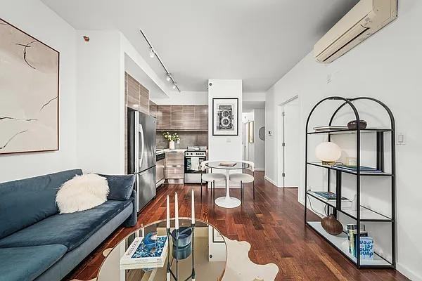 N 4th St #4K - Photo 2 of 20