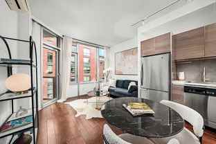 N 4th St #6H - Photo 1 of 1