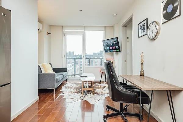 N 4th St #7F - Photo 4 of 20