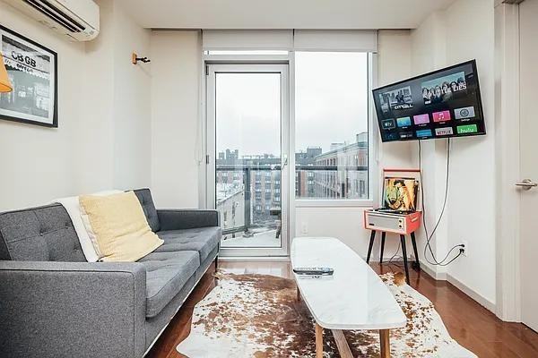 N 4th St #7F - Photo 5 of 20