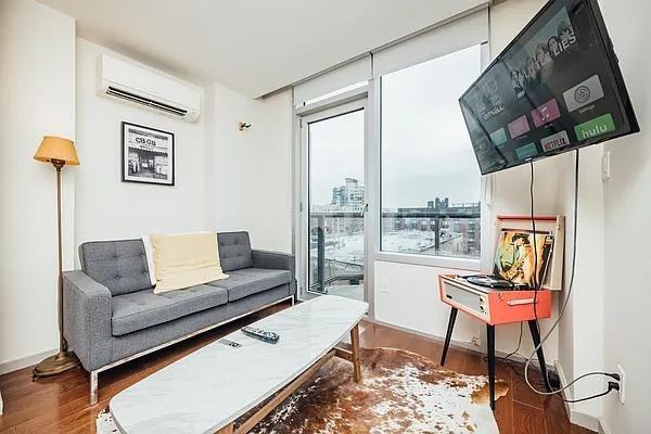 N 4th St #7F - Photo 6 of 20