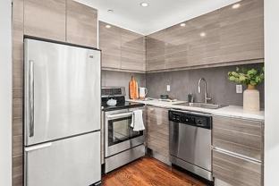 N 4th St #3P - Photo 1 of 1