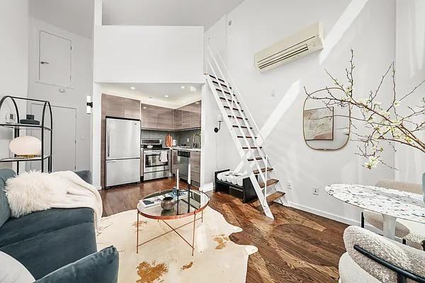 N 4th St #3P - Photo 6 of 20