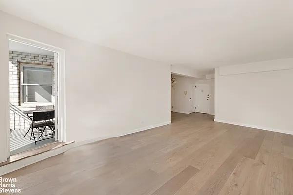 E 66th St #10H - Photo 4 of 20