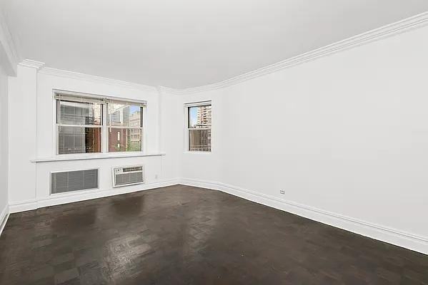 E 66th St #14I - Photo 3 of 6