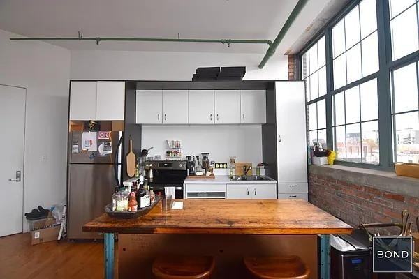 Banker St #4D - Photo 4 of 18