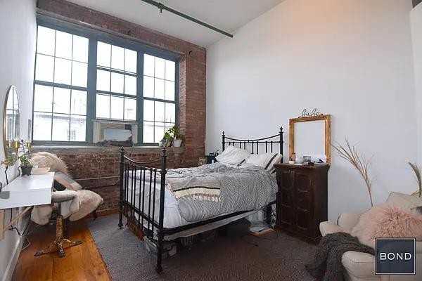 Banker St #4D - Photo 6 of 18