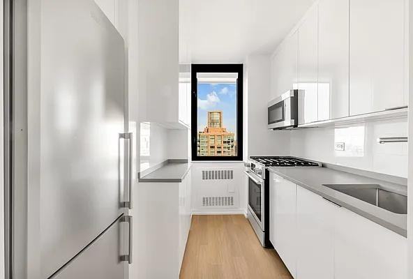 W End Ave #P37B - Photo 6 of 20