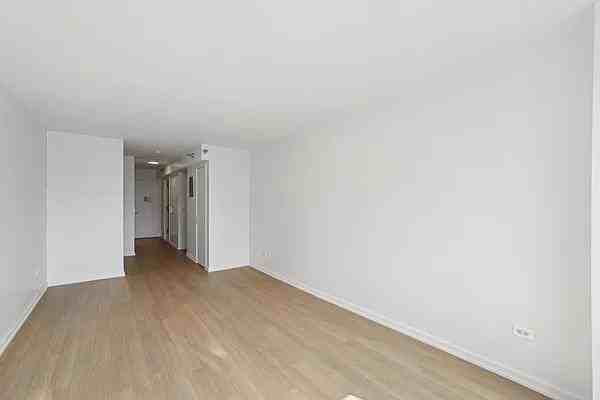 W End Ave #C7F - Photo 4 of 20