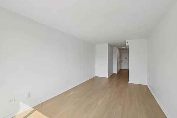 W End Ave #C7F - Photo 7 of 20