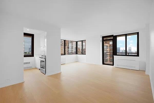 W 60th St #28D - Photo 2 of 20