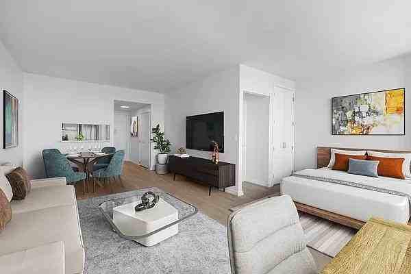 W 60th St #42J - Photo 4 of 20